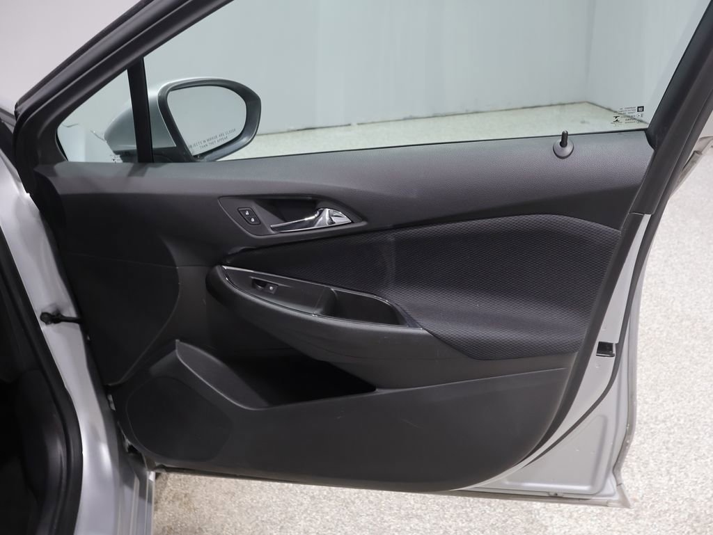 Used 2016 Chevrolet Cruze LT w/ Convenience Package image 23