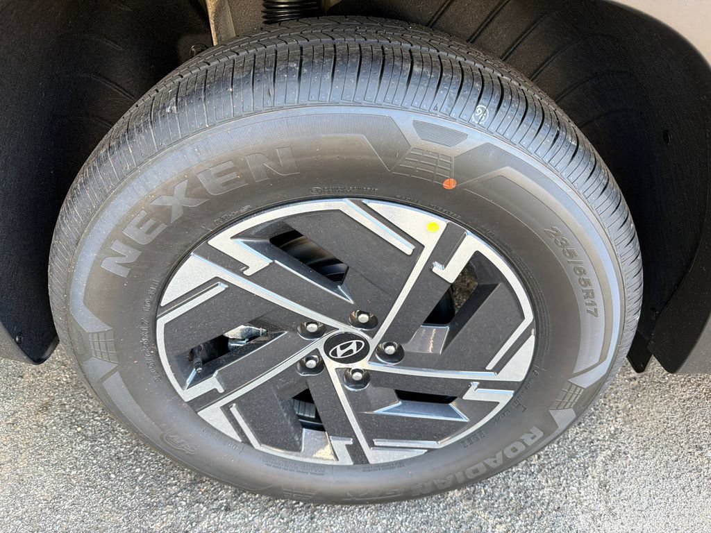 New 2026 Hyundai Tucson Blue SE FWD image 17