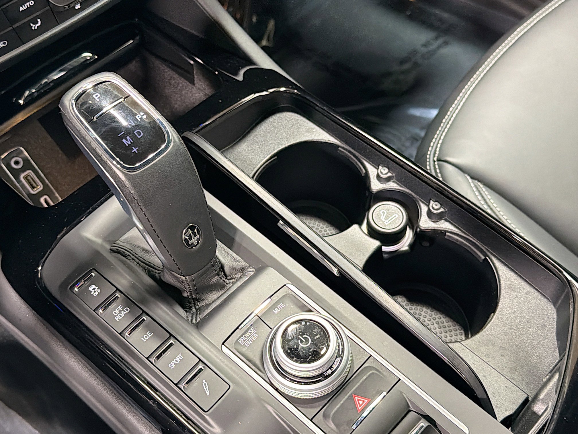 Used 2023 Maserati Levante GT image 28