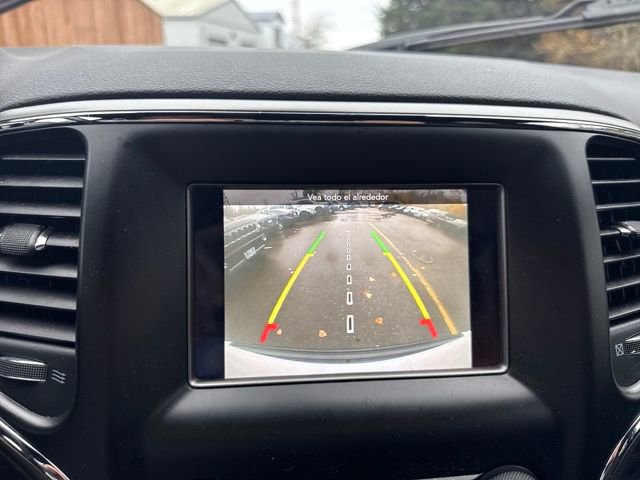 Used 2019 Jeep Grand Cherokee Laredo image 20