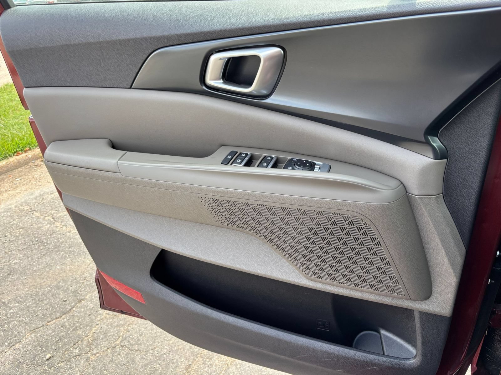 Used 2026 Kia Carnival FWD image 18