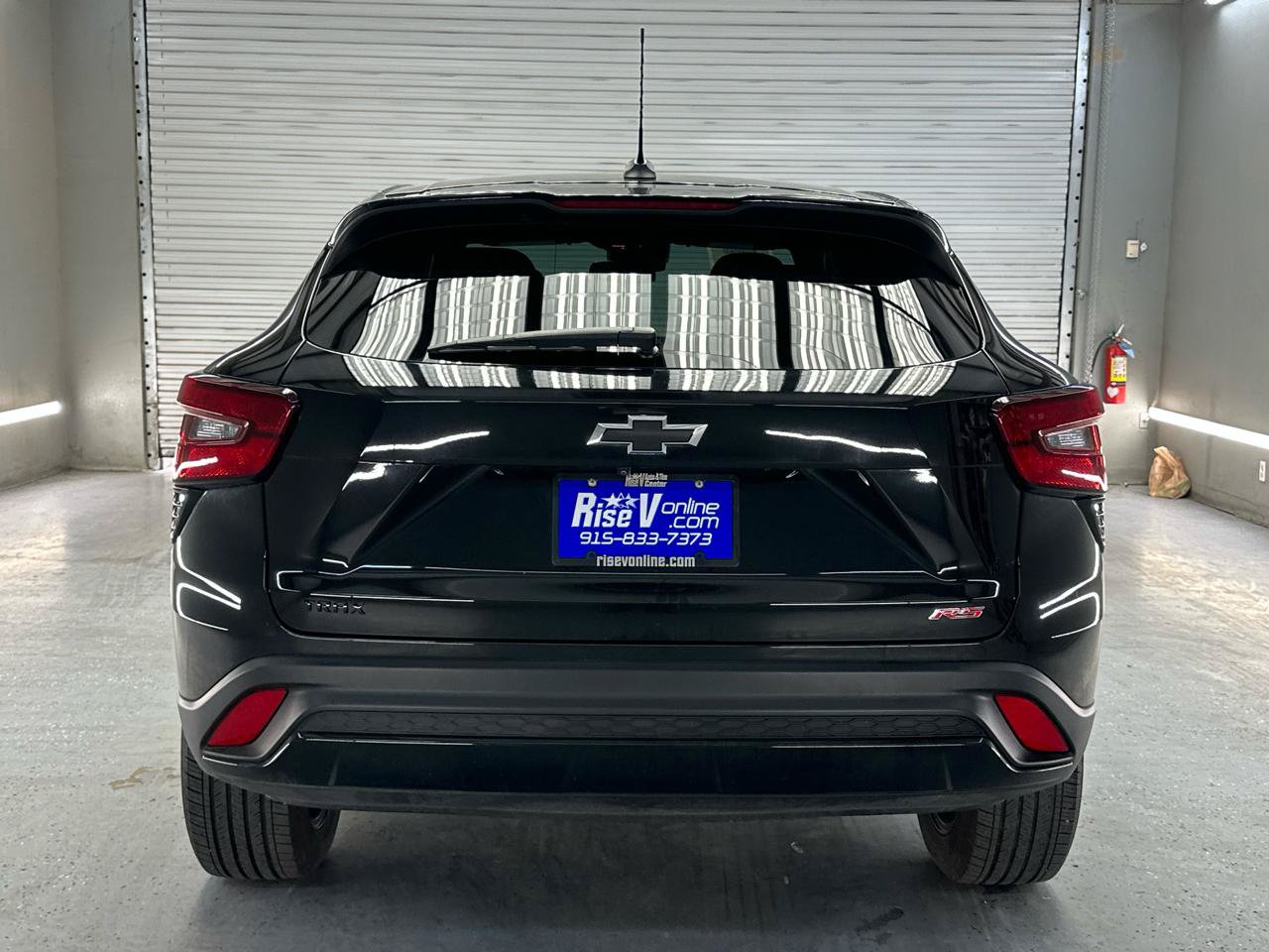 Used 2024 Chevrolet Trax RS FWD image 7