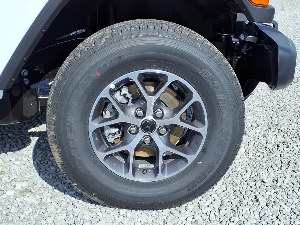 New 2026 Jeep Gladiator Sport AWD/4WD image 11