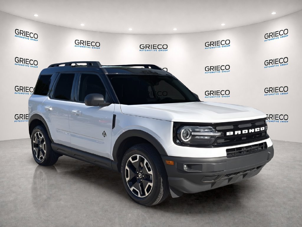 Used 2022 Ford Bronco Sport Outer Banks AWD/4WD image 1