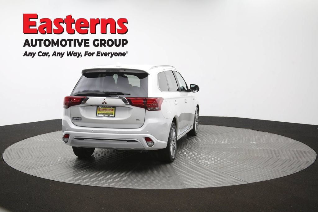 Used 2020 Mitsubishi Outlander SEL AWD/4WD image 38