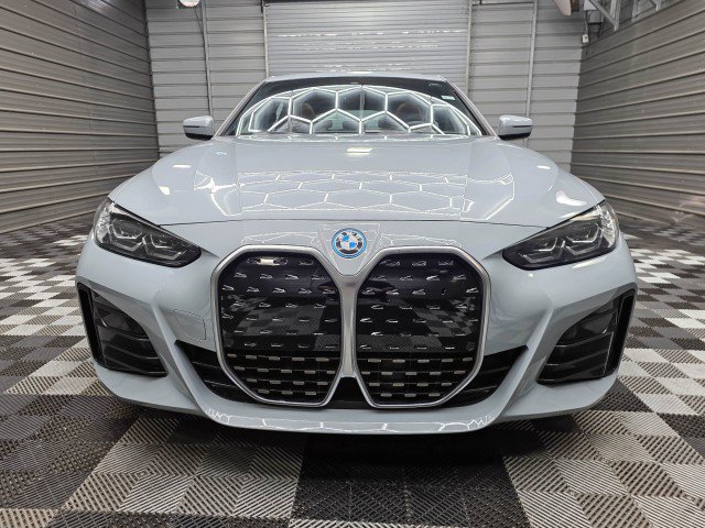 Used 2023 BMW i4 eDrive40 w/ M Sport Package RWD image 4