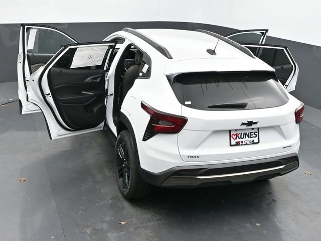 New 2026 Chevrolet Trax ACTIV FWD image 61