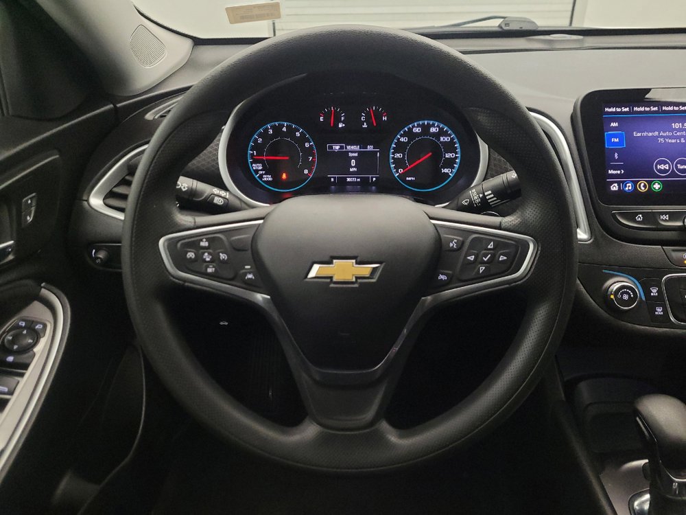 Used 2023 Chevrolet Malibu LS FWD image 22