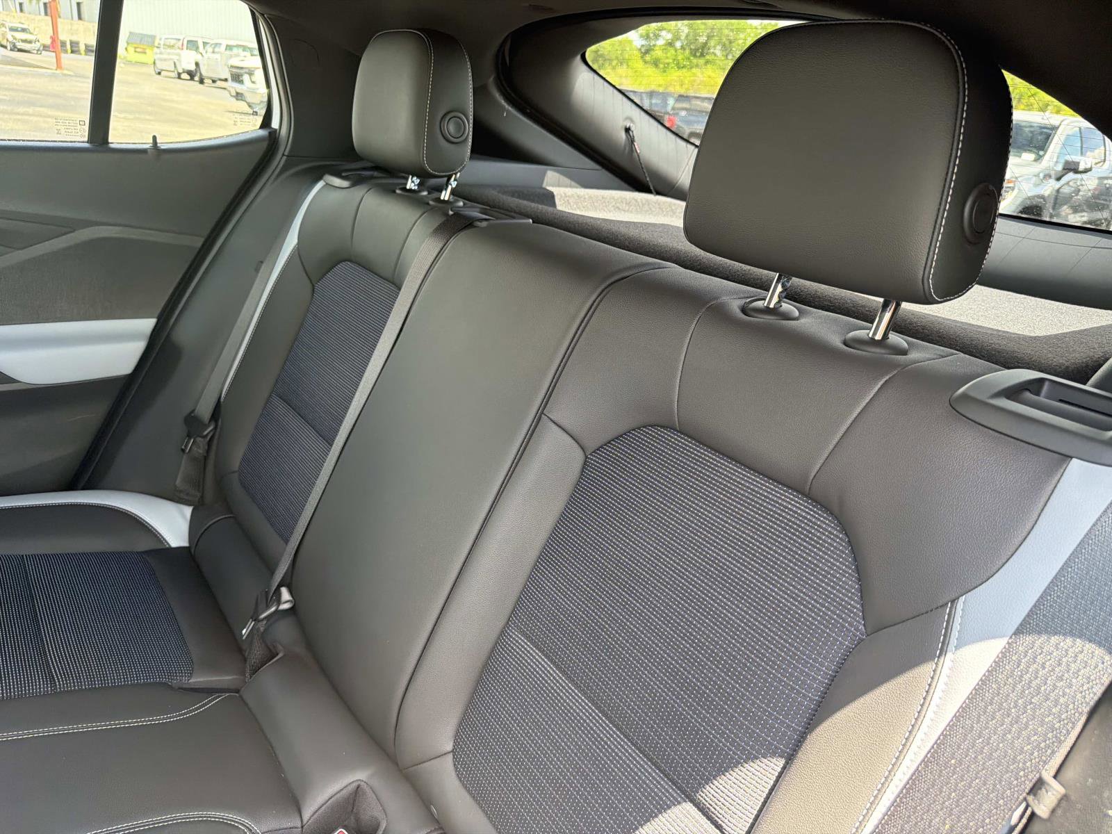 Used 2024 Buick Envista Preferred w/ Convenience I Package image 12