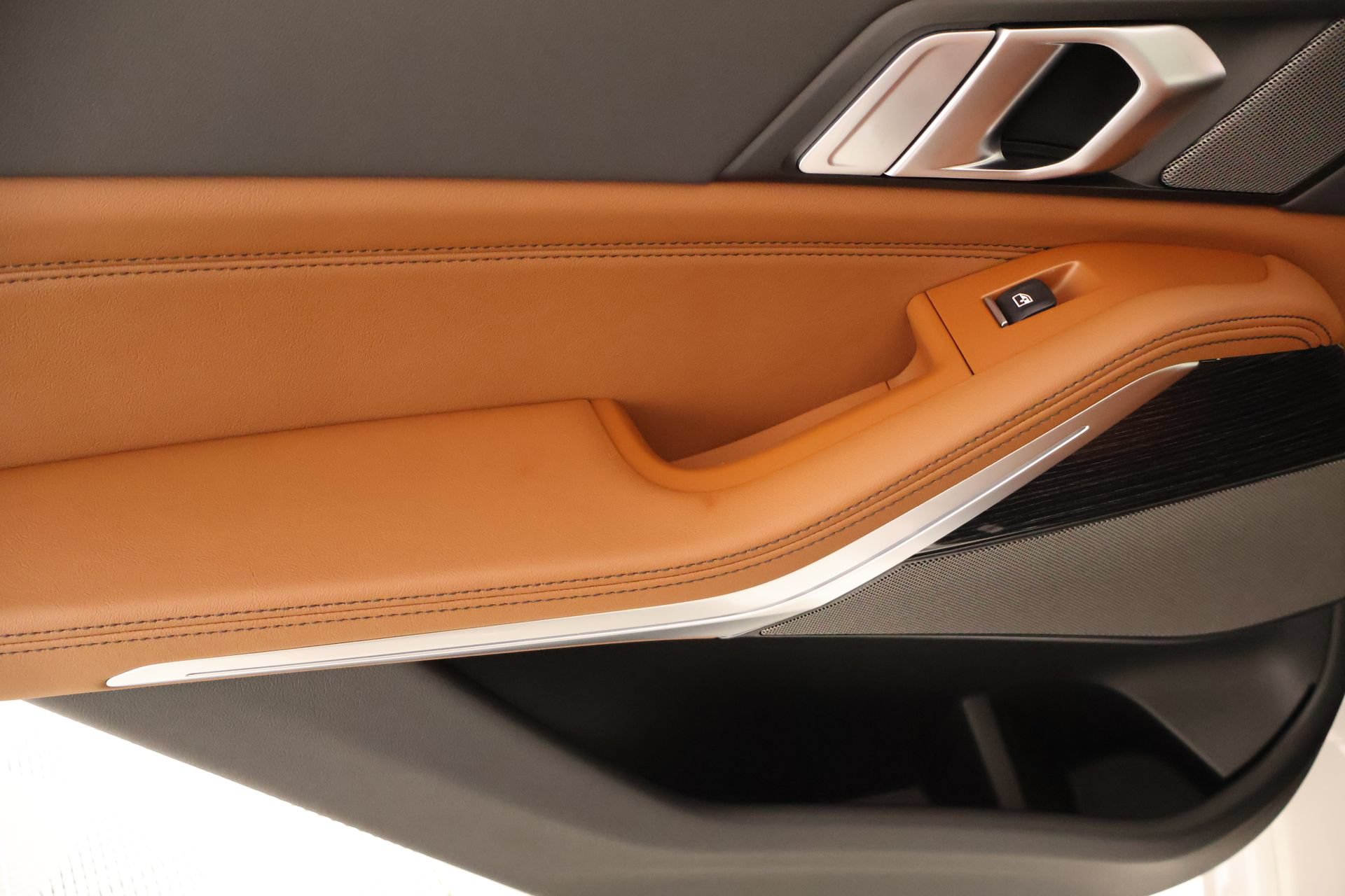 New 2026 BMW X5 M60i AWD/4WD image 17