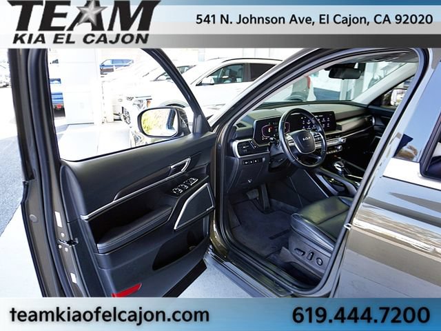 Certified 2024 Kia Telluride S w/ S Sunroof Package FWD image 39