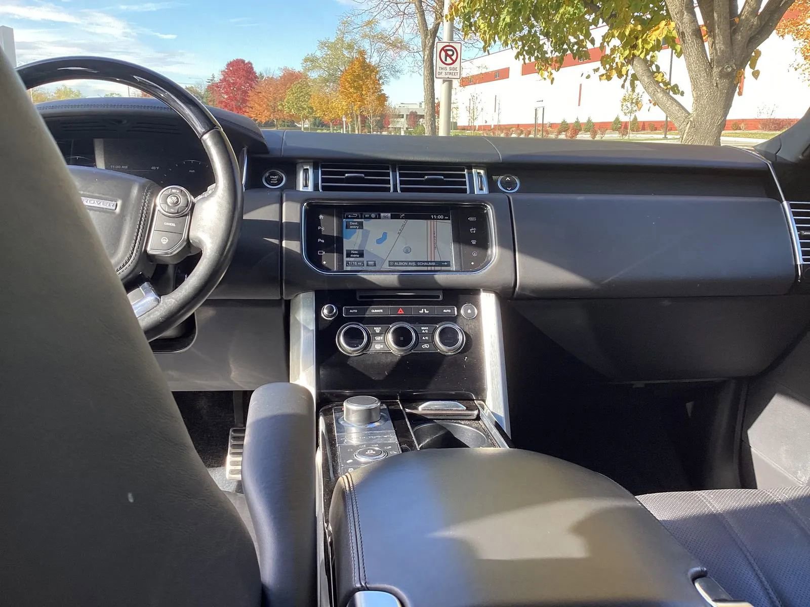 Used 2016 Land Rover Range Rover Supercharged image 17