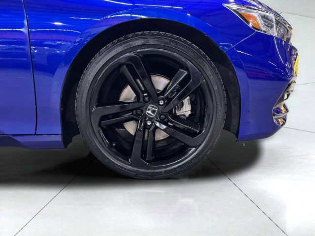 Used 2018 Honda Accord Sport image 62