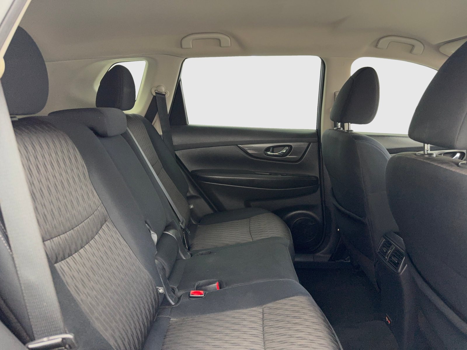Used 2020 Nissan Rogue S w/ Special Edition Package FWD image 43