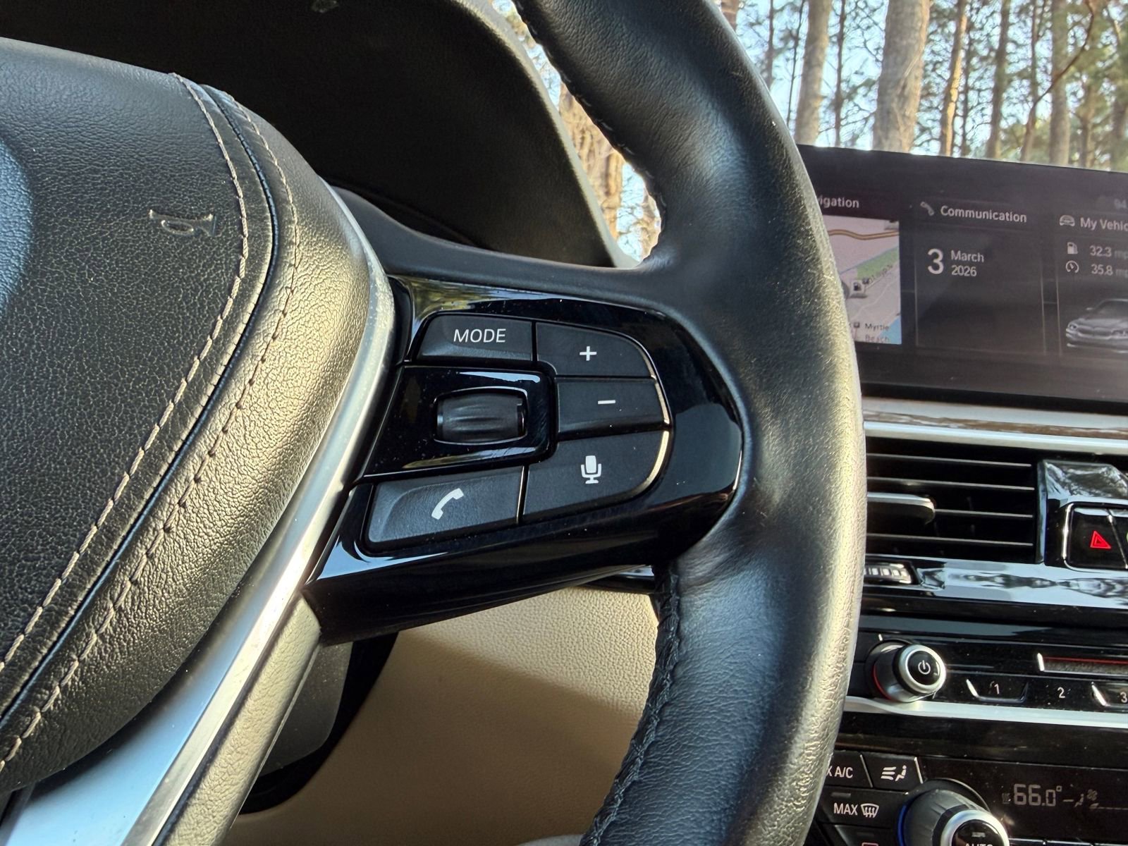 Used 2018 BMW 530e xDrive image 26