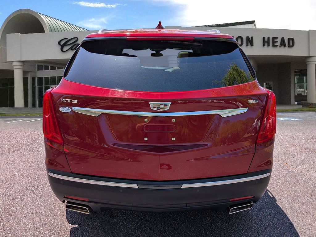 Used 2019 Cadillac XT5 Premium Luxury w/ Driver Assist Package image 5