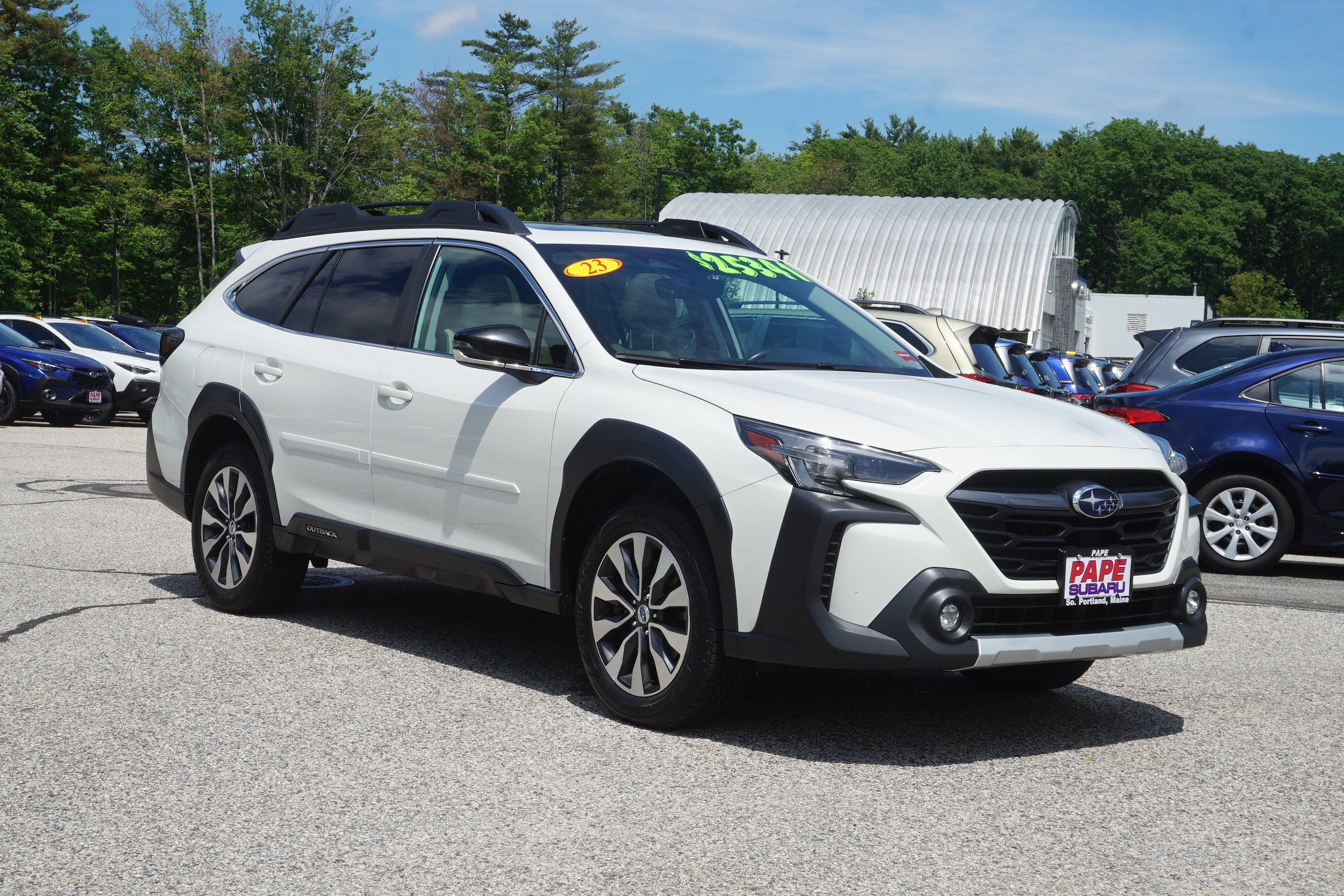 Used 2023 Subaru Outback Limited AWD/4WD image 3