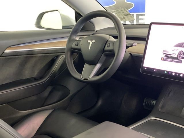 Used 2023 Tesla Model 3 Standard Range image 10