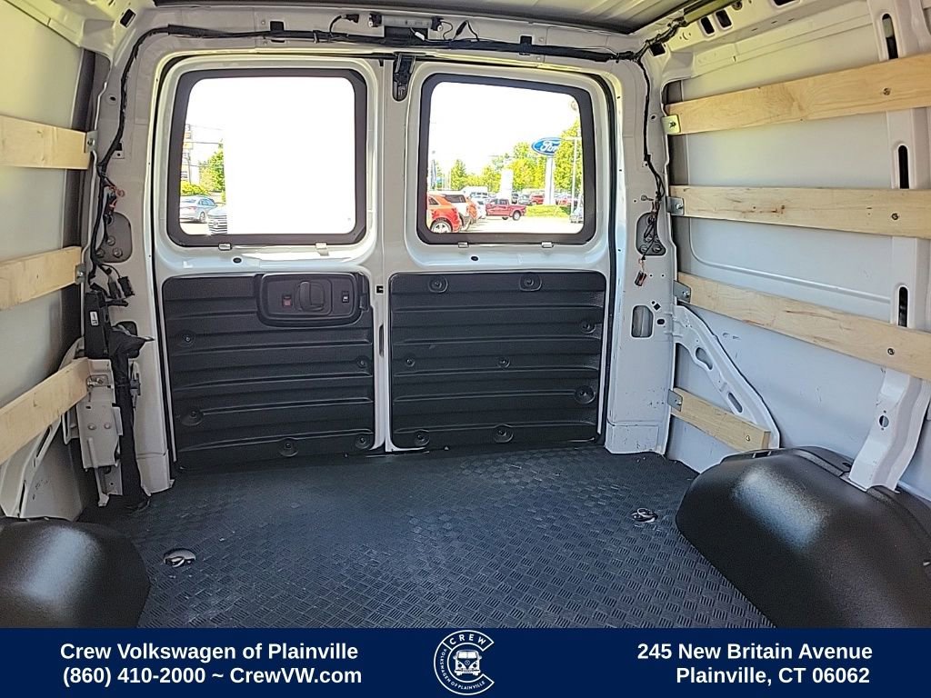 Used 2024 GMC Savana 2500 w/ Driver Convenience Package RWD image 15