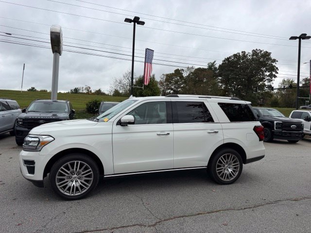 Certified 2024 Ford Expedition Limited AWD/4WD image 2