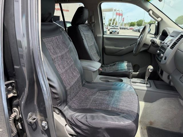 Used 2013 Nissan Frontier SV RWD image 15
