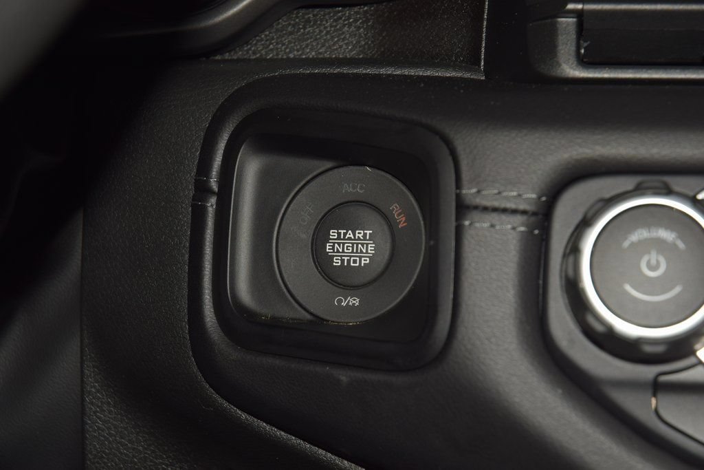 Used 2024 Jeep Wrangler Unlimited Rubicon w/ Safety Group AWD/4WD image 34