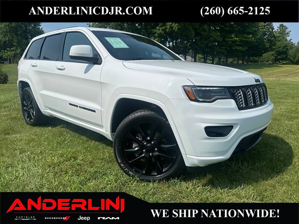Used 2020 Jeep Grand Cherokee Altitude RWD image 1
