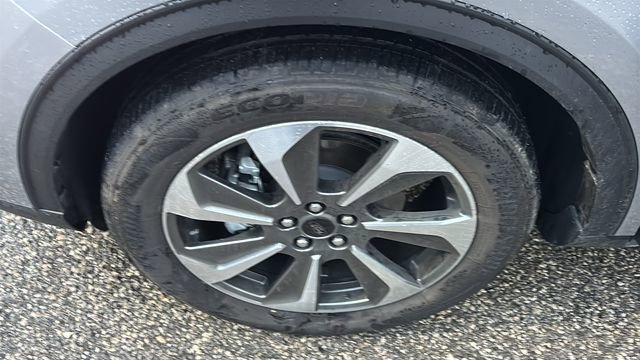 Used 2023 Ford Escape Platinum image 33