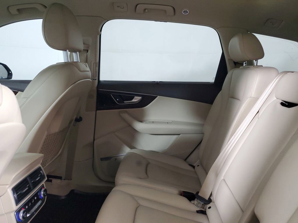Used 2017 Audi Q7 3.0T Premium Plus image 12