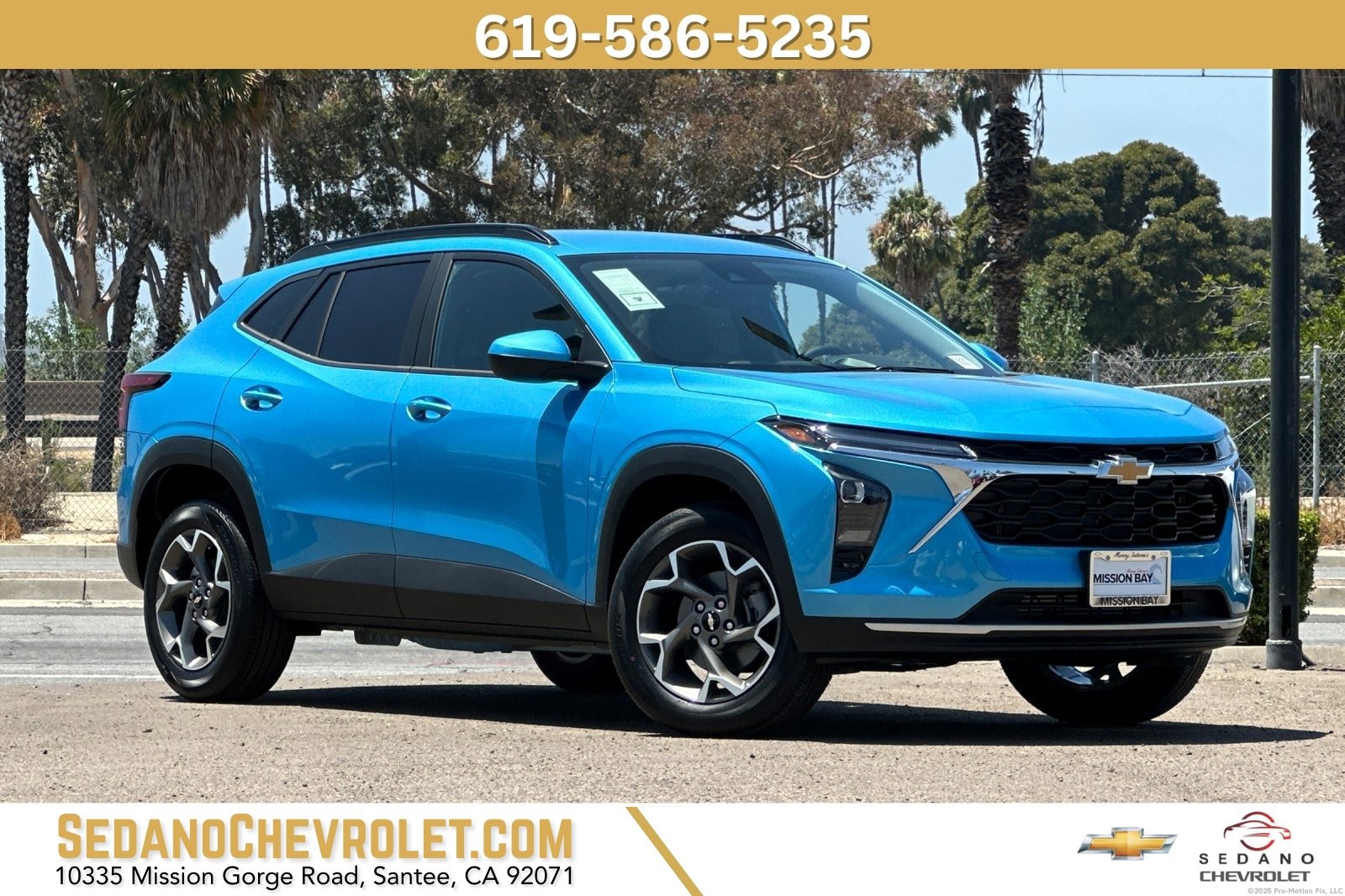 New 2025 Chevrolet Trax LT w/ Driver Confidence Package image 1