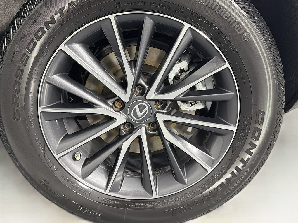 Used 2022 Lexus NX 250 FWD w/ Towing Package (2000 Lbs) image 32