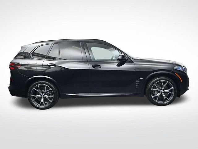 New 2026 BMW X5 xDrive50e w/ M Sport Package AWD/4WD image 3