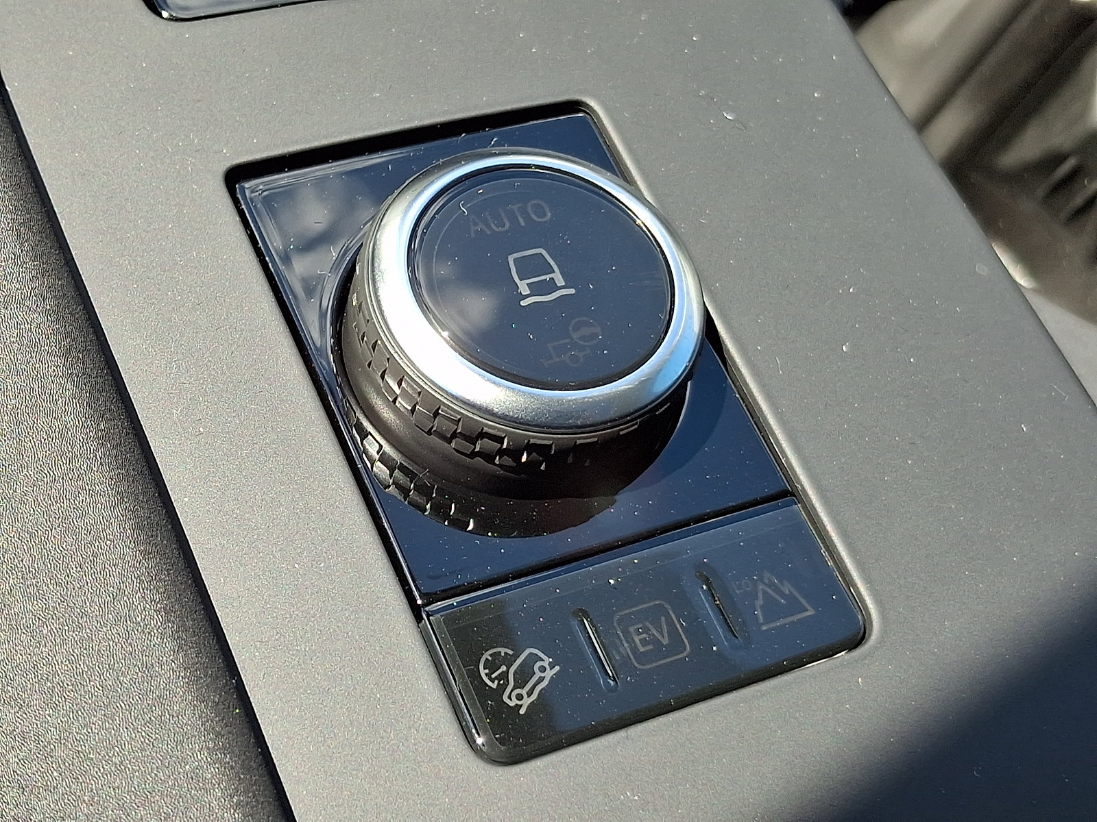 New 2026 Land Rover Discovery S AWD/4WD image 19