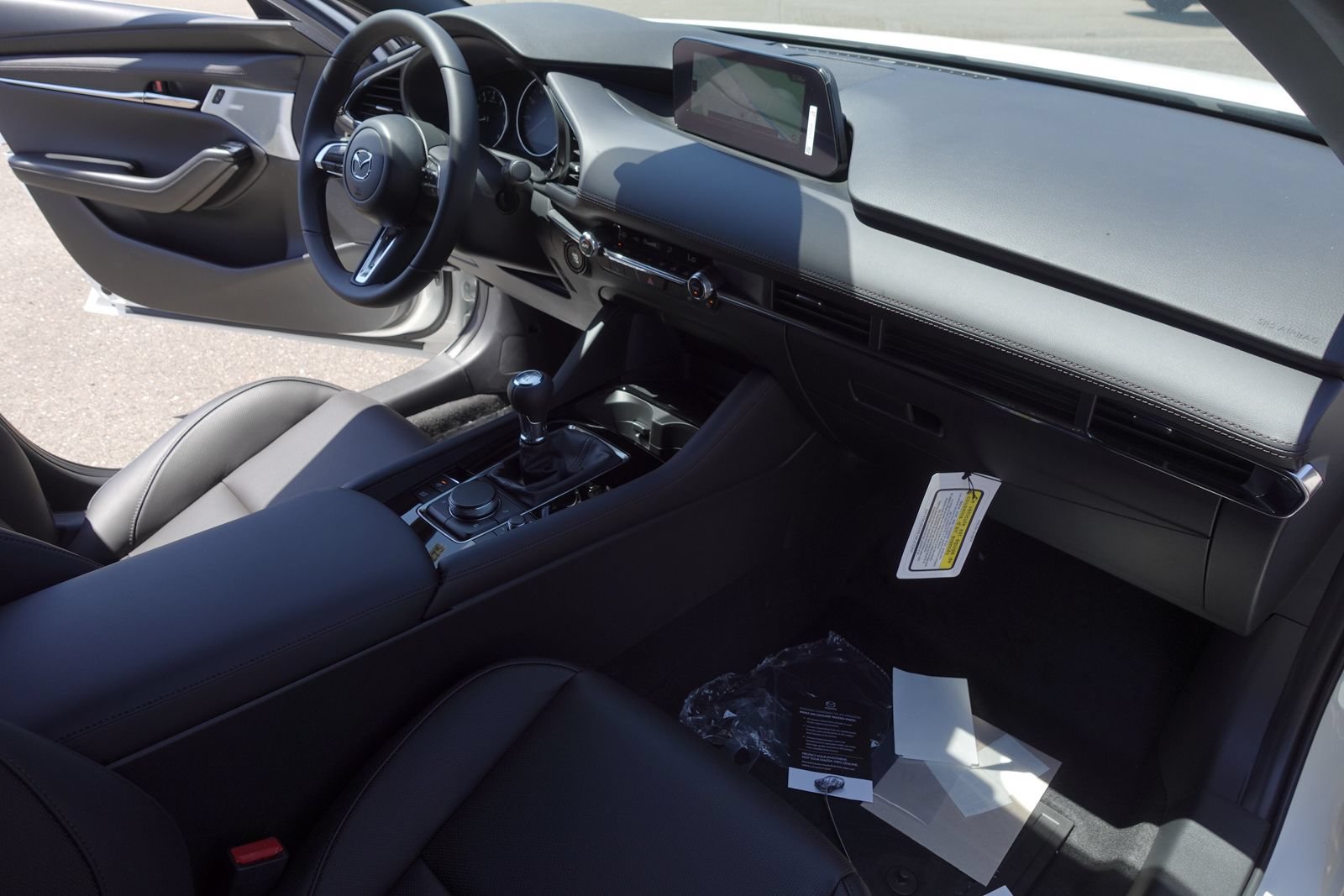 New 2026 MAZDA MAZDA3 2.5 S Hatchback w/ Premium Pkg FWD image 12