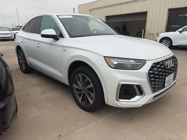 Used 2023 Audi Q5 2.0T Premium Plus w/ Premium Plus Package AWD/4WD image 2