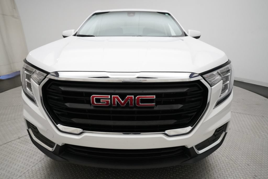 Used 2024 GMC Terrain SLE w/ LPO, Floor Liner Package AWD/4WD image 21