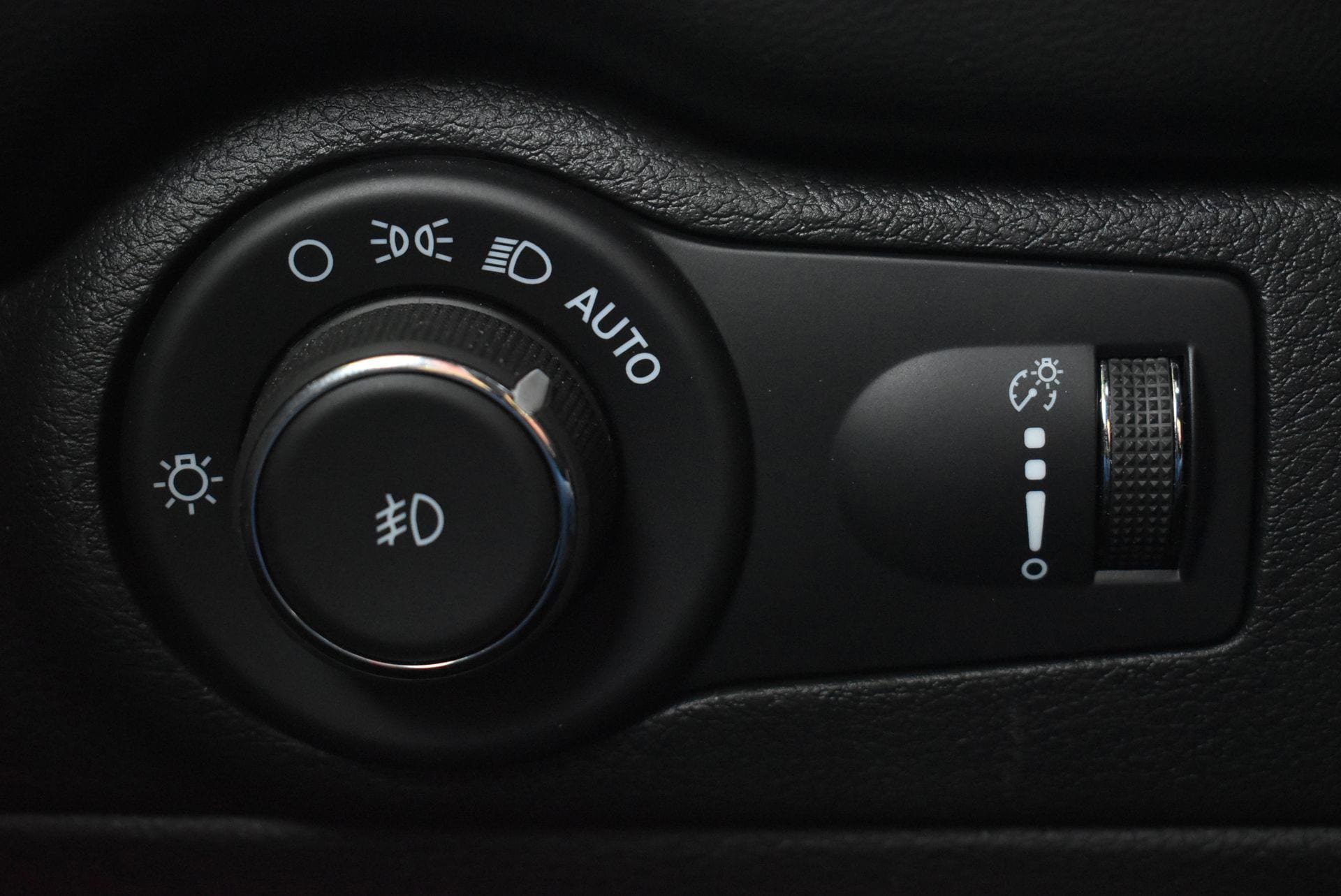 Used 2023 Dodge Durango R/T AWD/4WD image 22