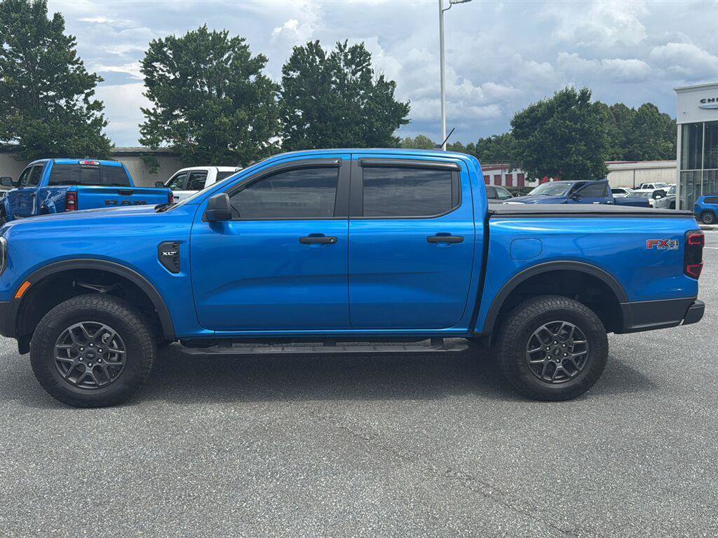 Used 2025 Ford Ranger XLT w/ FX4 Off-Road Package AWD/4WD image 3
