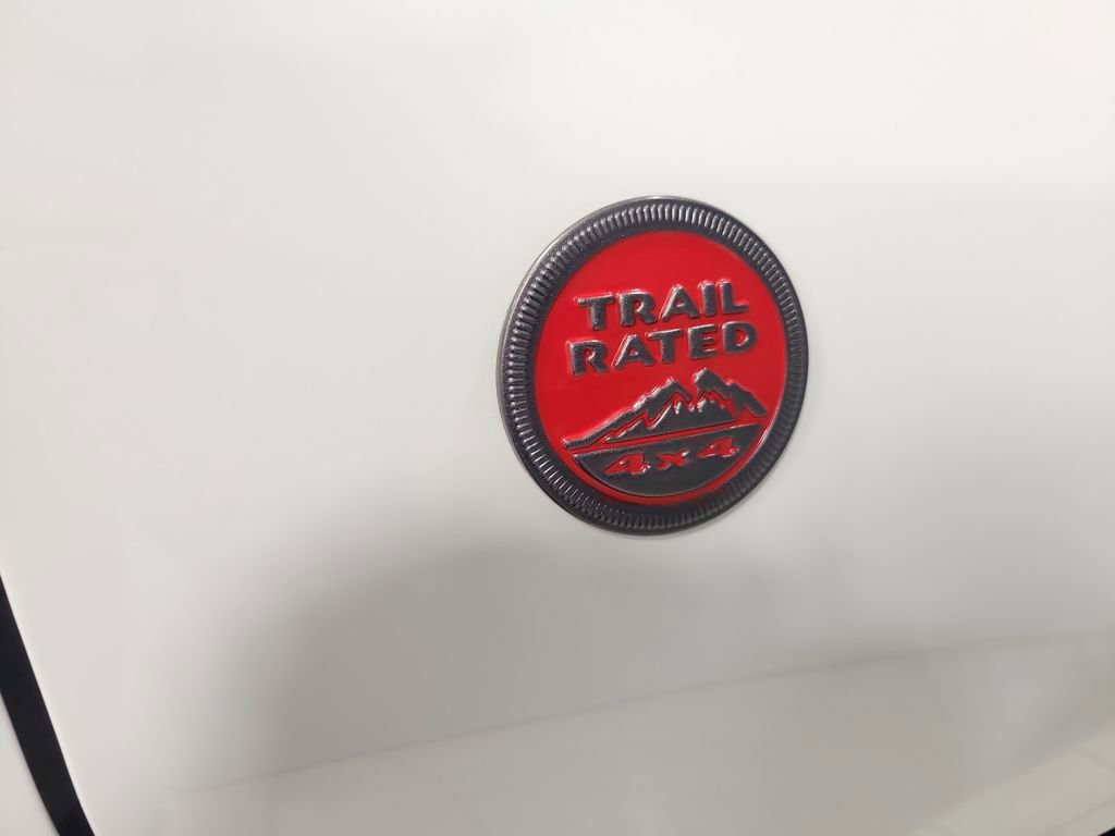 Used 2023 Jeep Compass Trailhawk w/ Trailhawk Convenience Group image 31