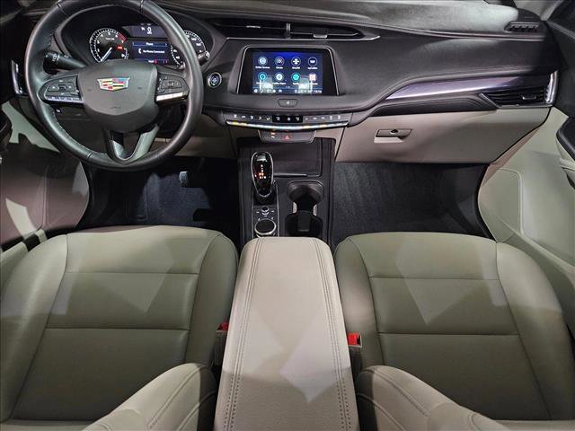 Used 2022 Cadillac XT4 Luxury image 18