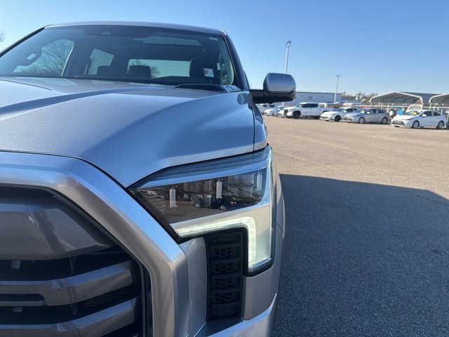 Used 2024 Toyota Tundra Limited image 9