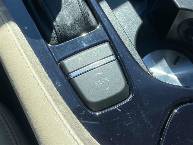 Used 2018 Cadillac CTS Luxury image 27