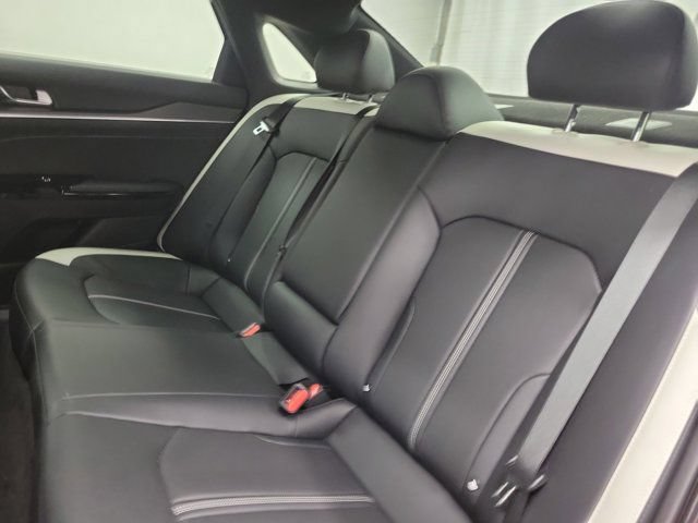 Used 2025 Kia K5 GT-Line AWD/4WD image 11