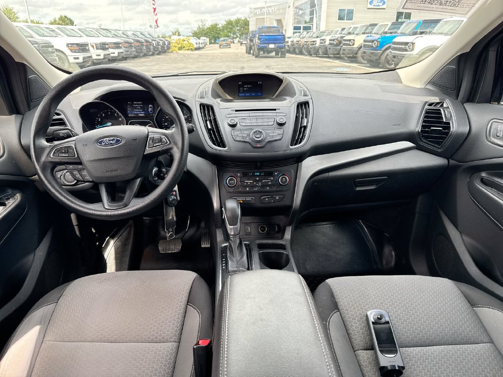 Used 2018 Ford Escape SE FWD image 10