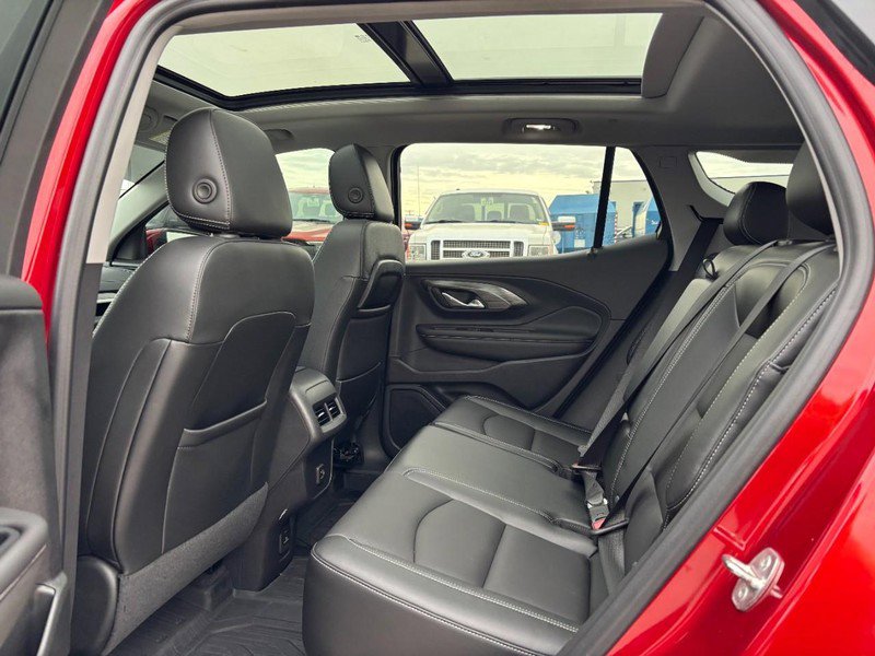 Used 2023 GMC Terrain SLT w/ Tech Package AWD/4WD image 12