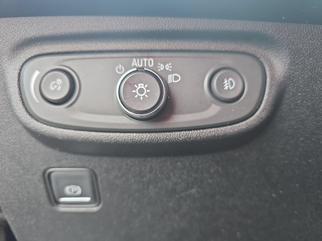 Certified 2019 GMC Terrain Denali w/ Advanced Safety Package AWD/4WD image 29