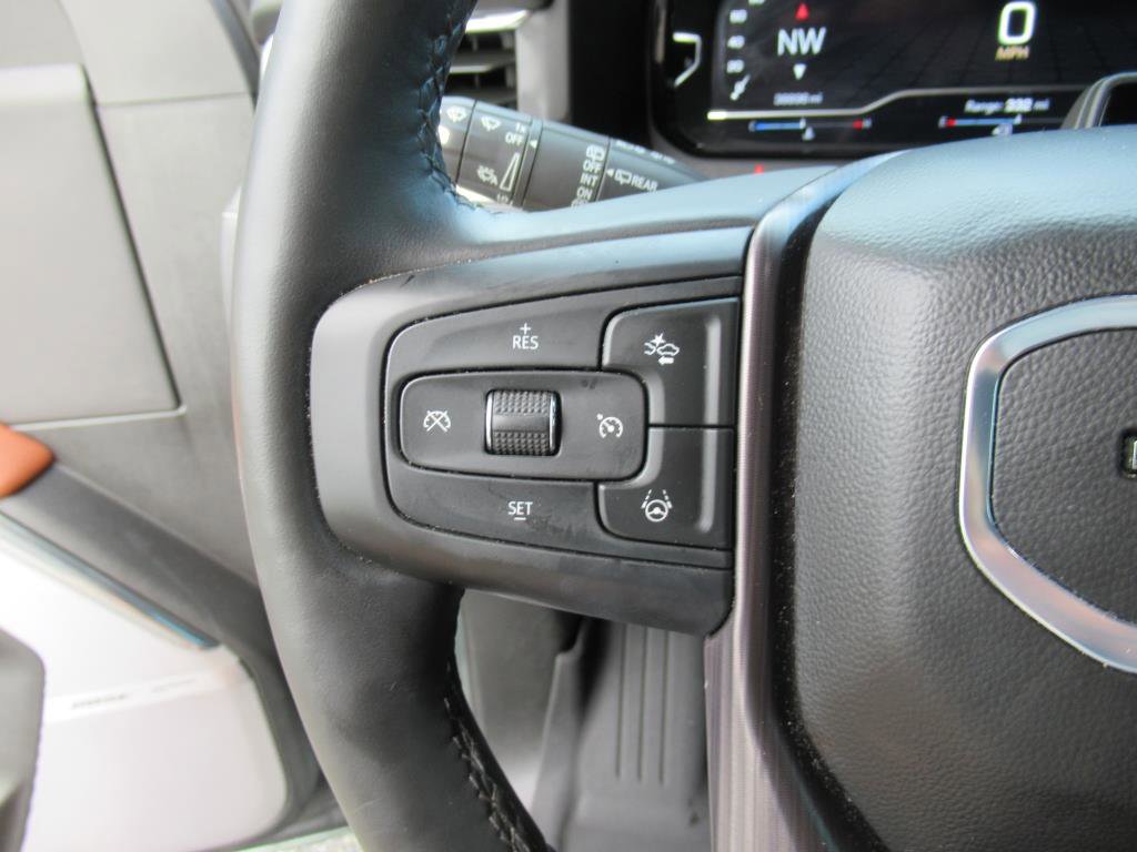 Used 2024 GMC Yukon XL Denali Ultimate image 17