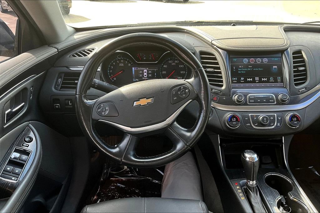Used 2018 Chevrolet Impala LT image 7