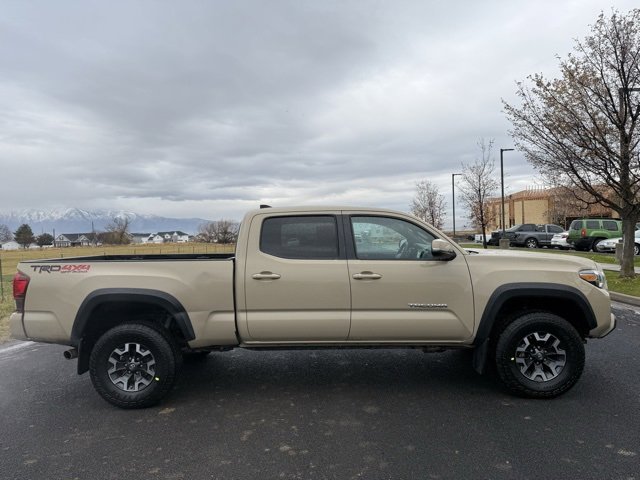 Certified 2018 Toyota Tacoma TRD Off-Road image 5