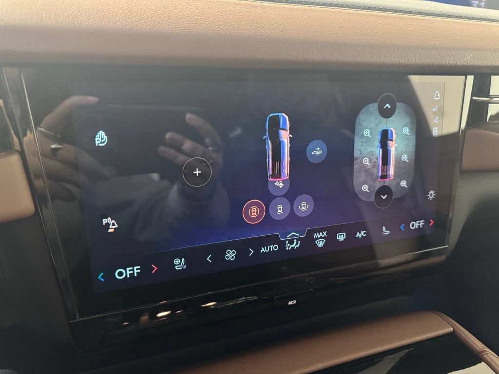 New 2026 Lincoln Navigator Reserve AWD/4WD image 55
